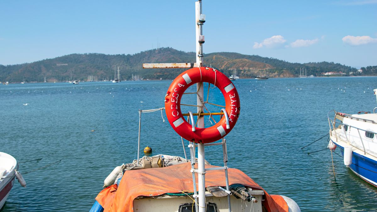 Maintaining Wooden Boats in Damp Coastal Air