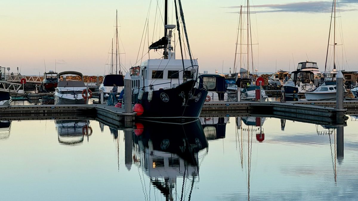 Understanding Tide Times Before Visiting a Harbour Town